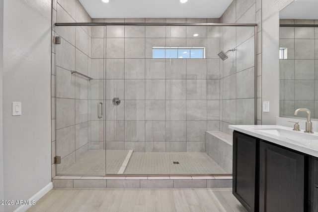 4840 E VILLAGE Drive, Scottsdale, AZ 85254