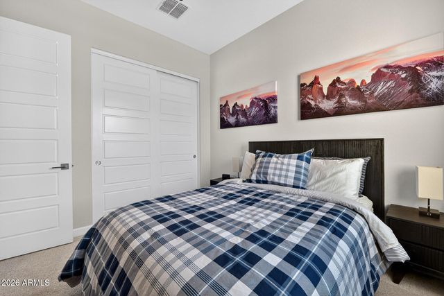 4840 E VILLAGE Drive, Scottsdale, AZ 85254