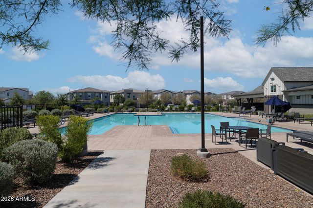 4840 E VILLAGE Drive, Scottsdale, AZ 85254