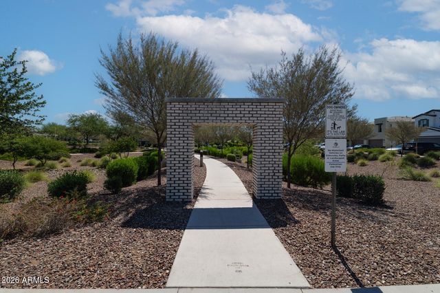 4840 E VILLAGE Drive, Scottsdale, AZ 85254