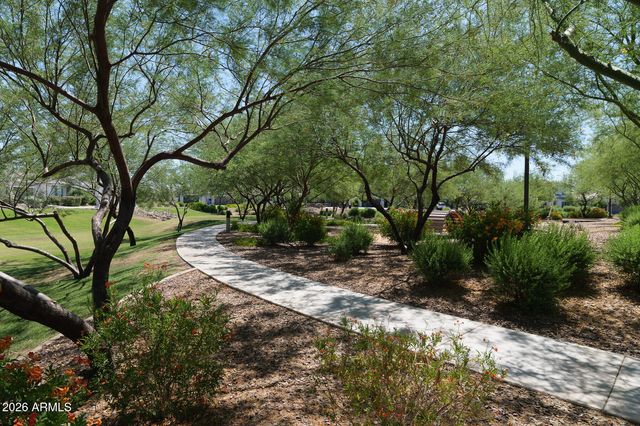 4840 E VILLAGE Drive, Scottsdale, AZ 85254