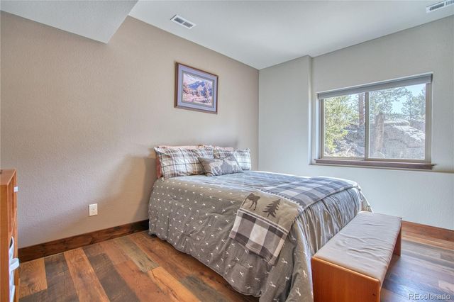 61 Country Sky Lane, Estes Park, CO 80517