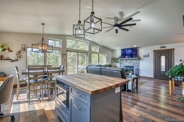 61 Country Sky Lane, Estes Park, CO 80517