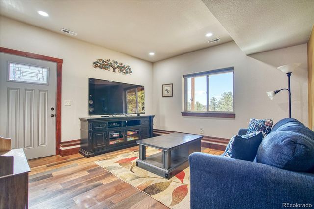 61 Country Sky Lane, Estes Park, CO 80517