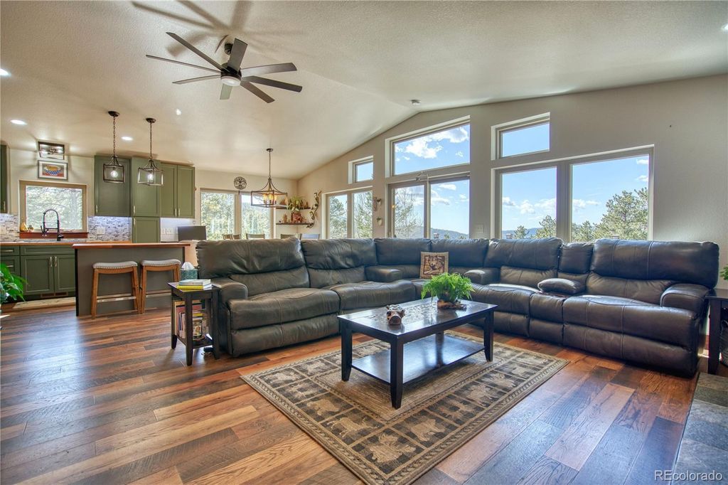 61 Country Sky Lane, Estes Park, CO 80517