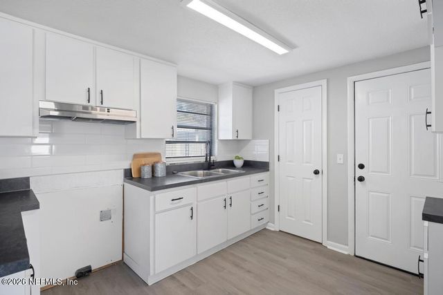 3019 WOODLAWN Road, Jacksonville, FL 32209