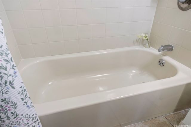 98-135 Lipoa Place 104, Aiea, HI 96701