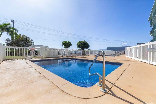 98-135 Lipoa Place 104, Aiea, HI 96701