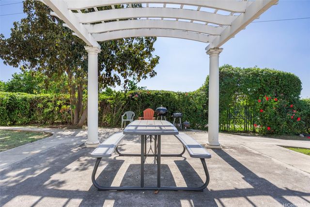 98-135 Lipoa Place 104, Aiea, HI 96701