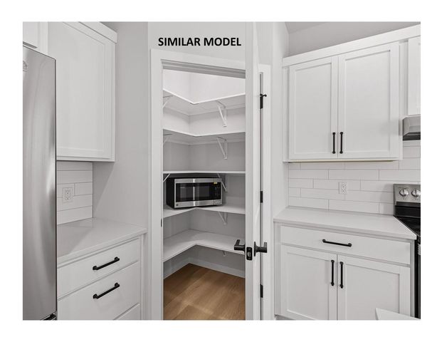 2813 Crinkle Root Drive, Fitchburg, WI 53711