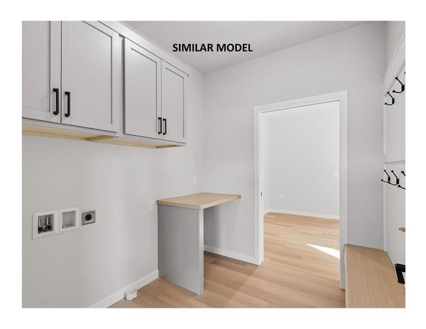 2813 Crinkle Root Drive, Fitchburg, WI 53711