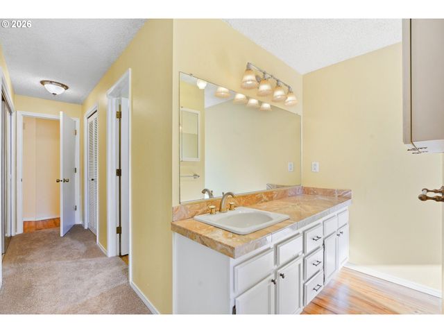 2606 PIMLICO Ter, West Linn, OR 97068