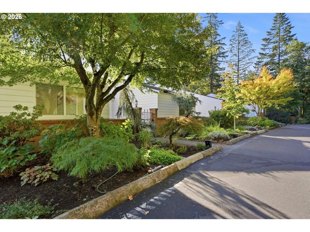 2606 PIMLICO Ter, West Linn, OR 97068