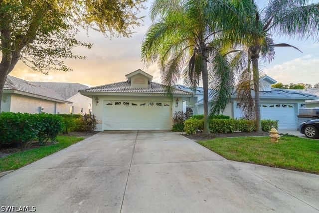 2230 Stacil CIR, Naples, FL 34109