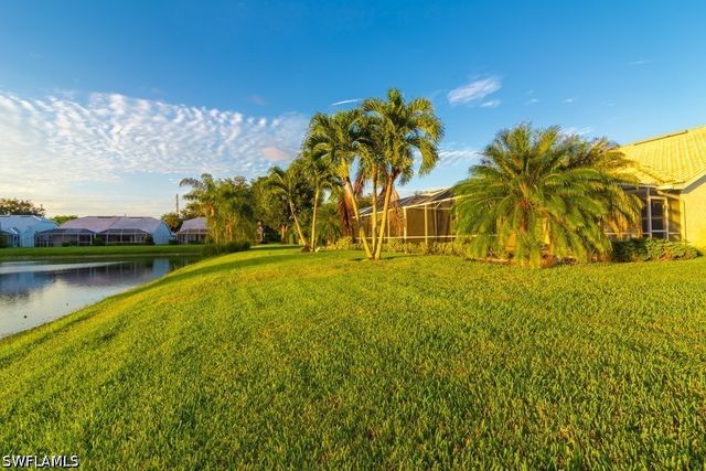 2230 Stacil CIR, Naples, FL 34109