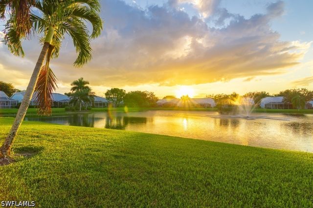 2230 Stacil CIR, Naples, FL 34109