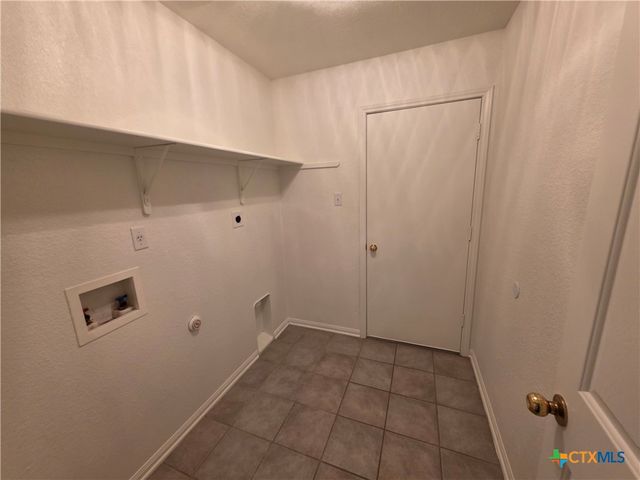 2402 Mikulec Drive, Killeen, TX 76542