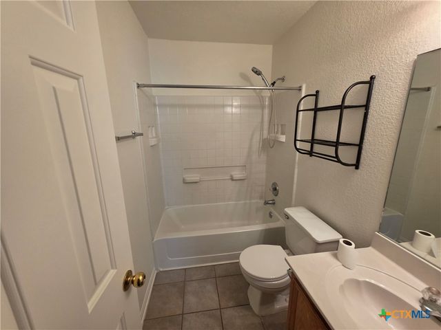 2402 Mikulec Drive, Killeen, TX 76542