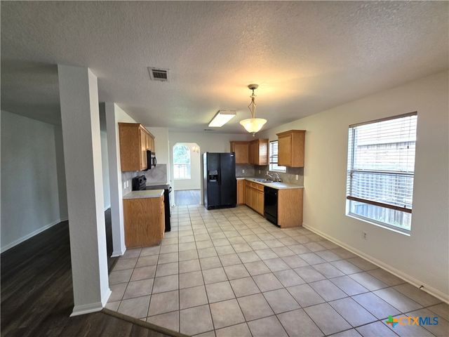 2402 Mikulec Drive, Killeen, TX 76542