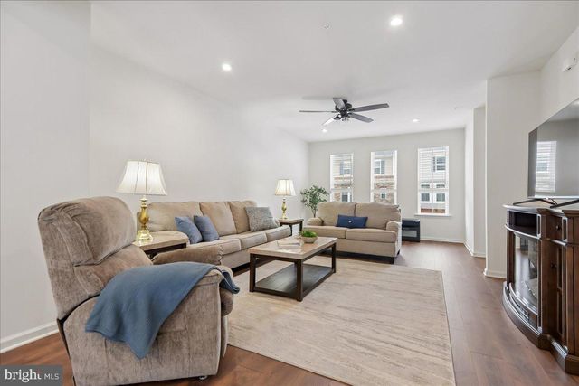 1813 IRIS LN, Hanover, MD 21076