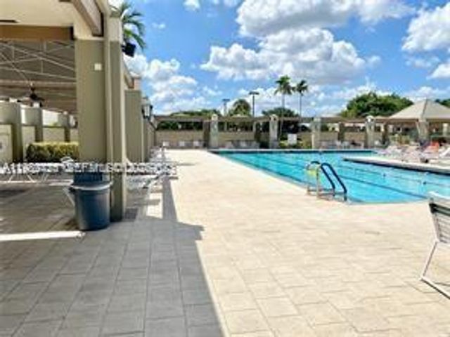 4801 Martinique Pl H1, Coconut Creek, FL 33066