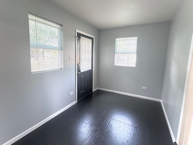 324 N Union Street, Aurora, IL 60505