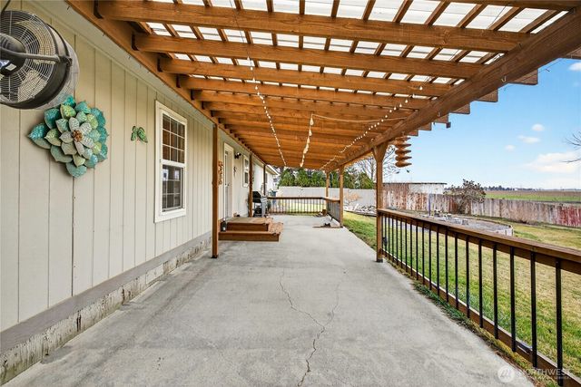 2207 W Parks Lane, Othello, WA 99344