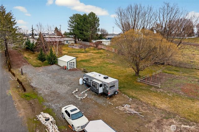 2207 W Parks Lane, Othello, WA 99344