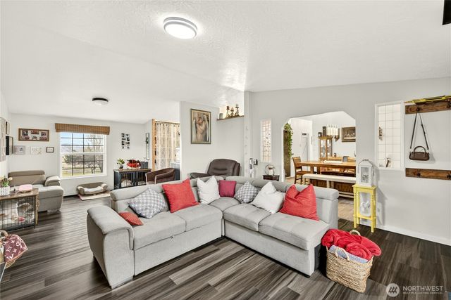 2207 W Parks Lane, Othello, WA 99344