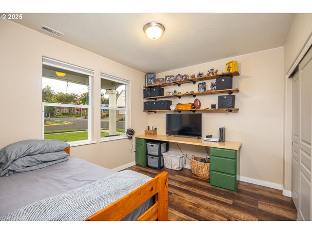 4765 GLACIER MEADOWS Loop, Springfield, OR 97478