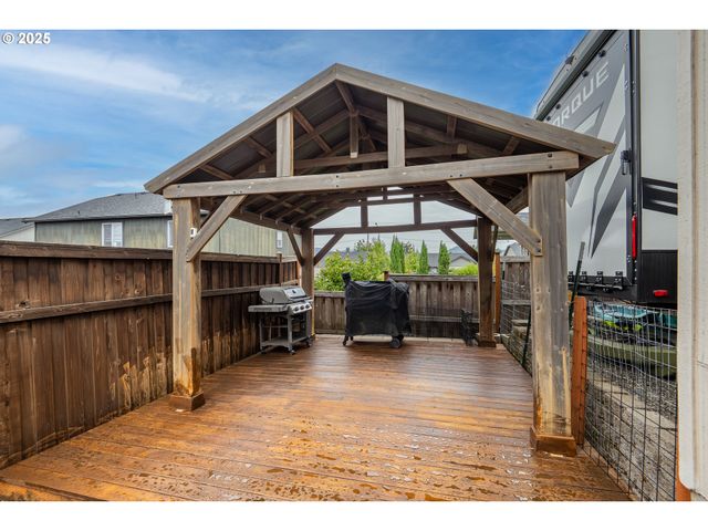 4765 GLACIER MEADOWS Loop, Springfield, OR 97478