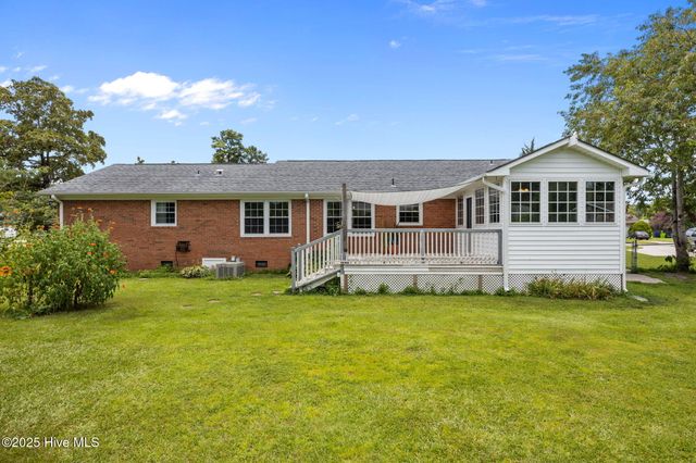 120 Craven Drive, Havelock, NC 28532