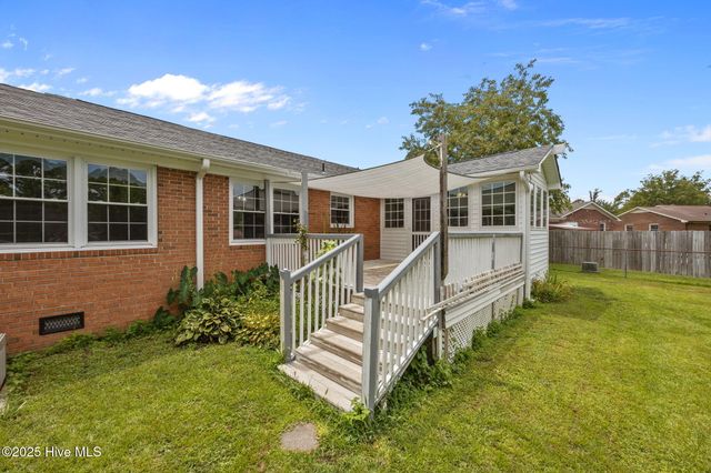 120 Craven Drive, Havelock, NC 28532