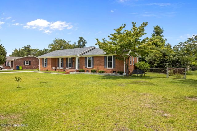 120 Craven Drive, Havelock, NC 28532