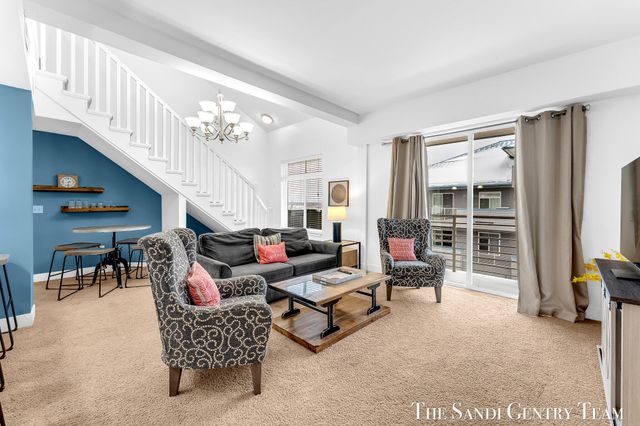 529 Miller Drive 305, Grand Haven City, MI 49417