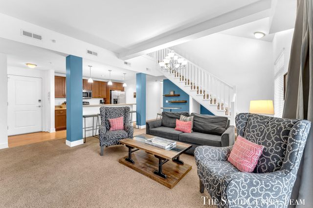 529 Miller Drive 305, Grand Haven City, MI 49417