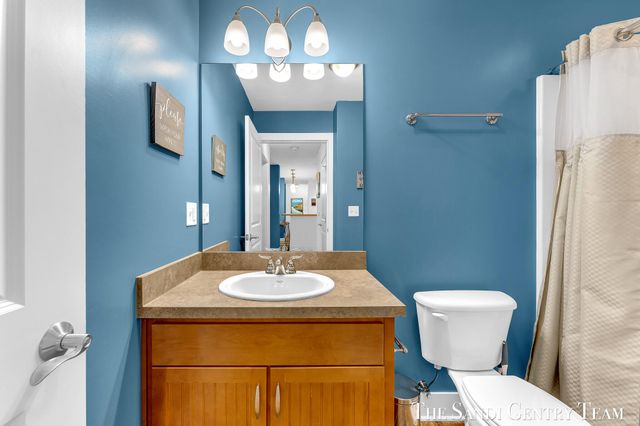 529 Miller Drive 305, Grand Haven City, MI 49417