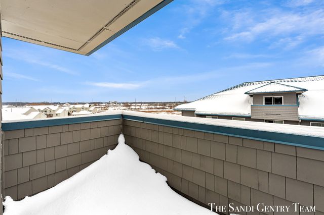 529 Miller Drive 305, Grand Haven City, MI 49417