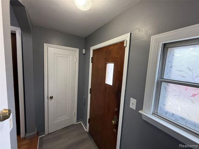 5115 Chatsworth Street, Detroit, MI 48224