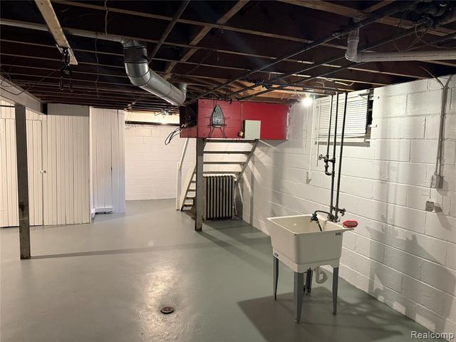 5115 Chatsworth Street, Detroit, MI 48224