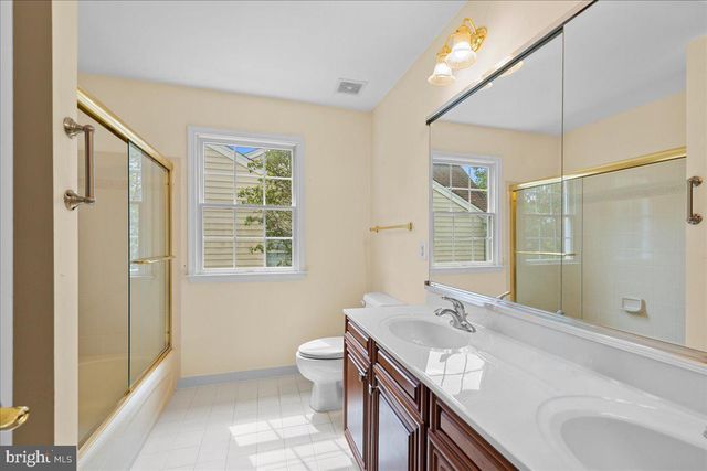 5008 SHORTGRASS LN, Haymarket, VA 20169