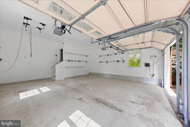 5008 SHORTGRASS LN, Haymarket, VA 20169