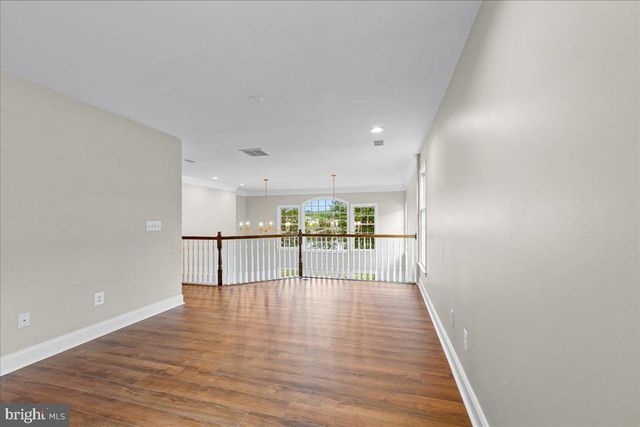 5008 SHORTGRASS LN, Haymarket, VA 20169
