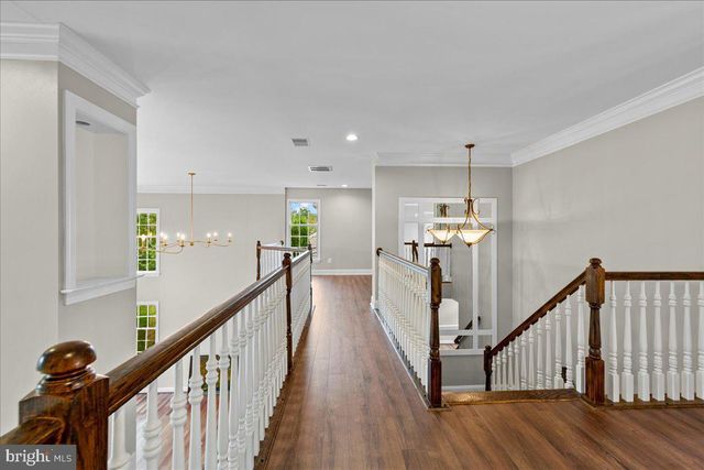 5008 SHORTGRASS LN, Haymarket, VA 20169