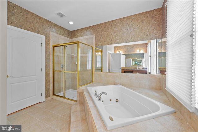 5008 SHORTGRASS LN, Haymarket, VA 20169