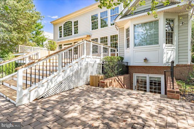 5008 SHORTGRASS LN, Haymarket, VA 20169