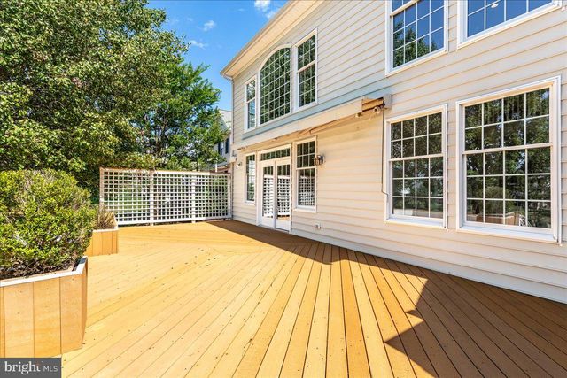 5008 SHORTGRASS LN, Haymarket, VA 20169