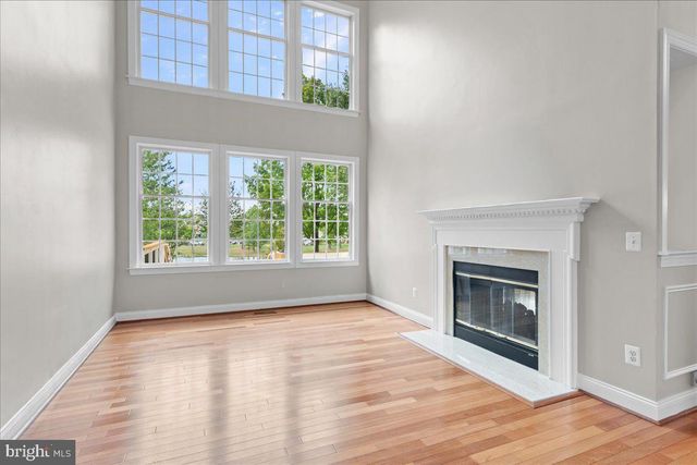 5008 SHORTGRASS LN, Haymarket, VA 20169