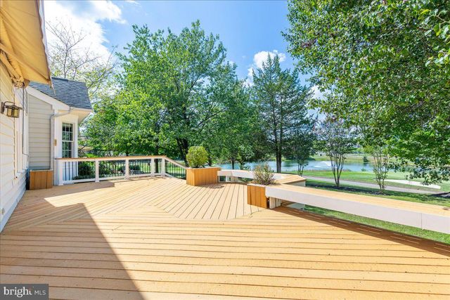 5008 SHORTGRASS LN, Haymarket, VA 20169