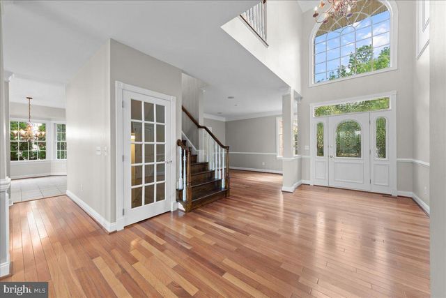 5008 SHORTGRASS LN, Haymarket, VA 20169